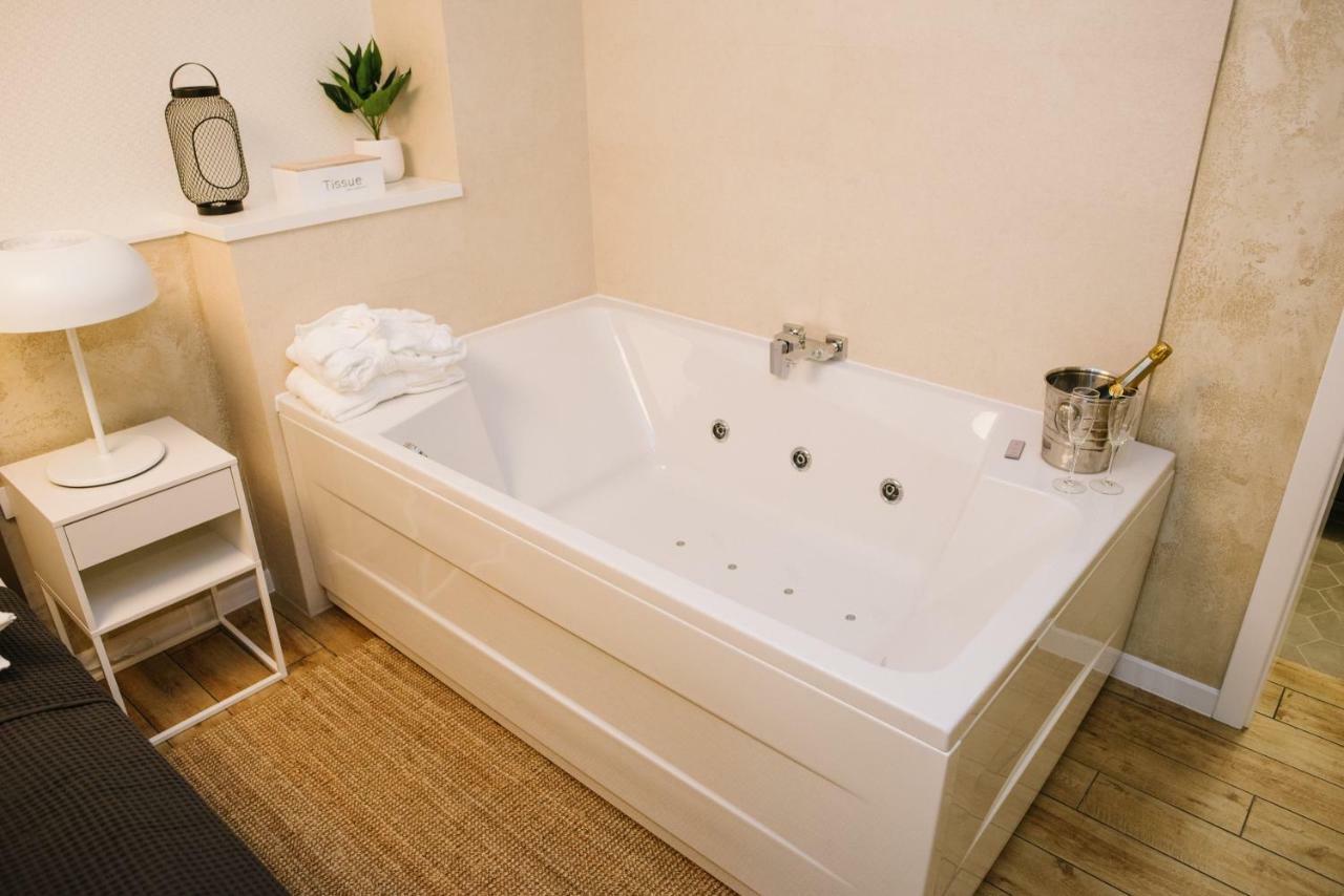 Apartman Donner Centar III 수보티차 외부 사진